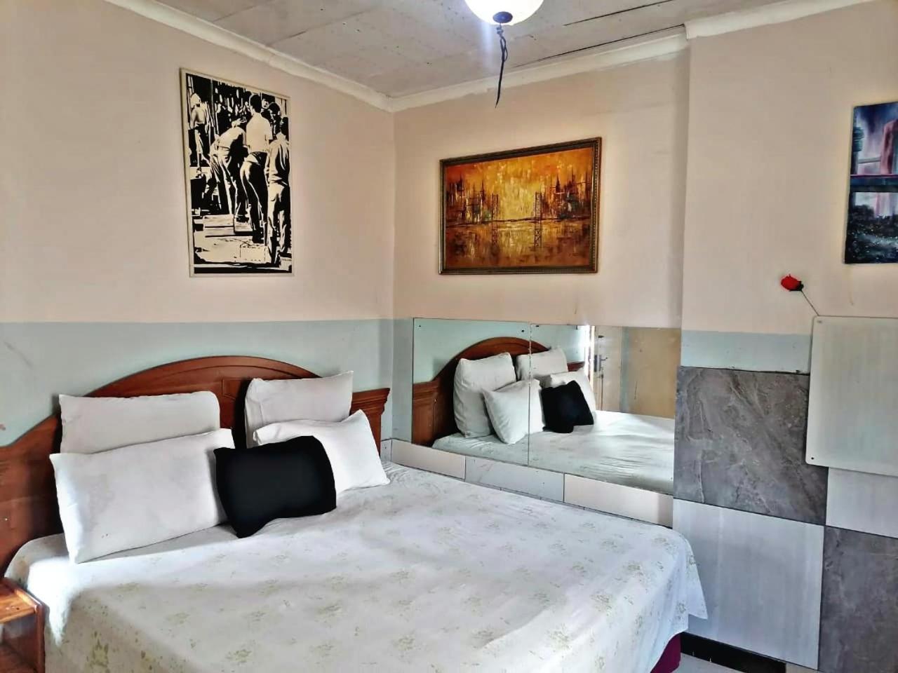 Valleycenter Guesthouse 요하네스버그 외부 사진